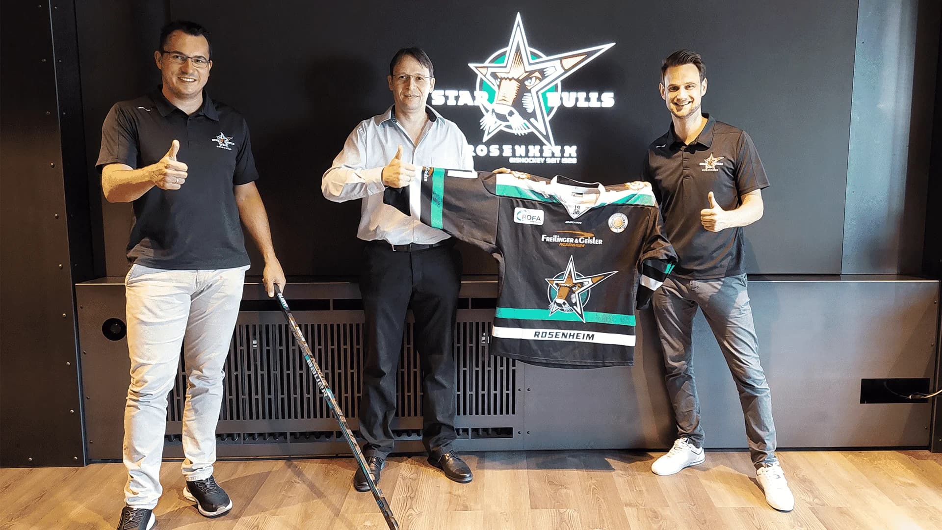 Möbel Spanrad verlängert Starbulls Business-Partnerschaft
