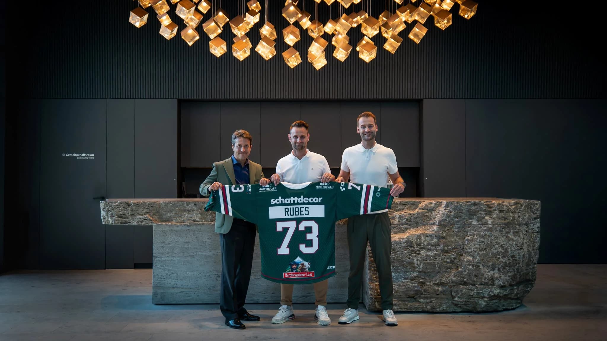 Schattdecor bleibt Premium Partner der Starbulls