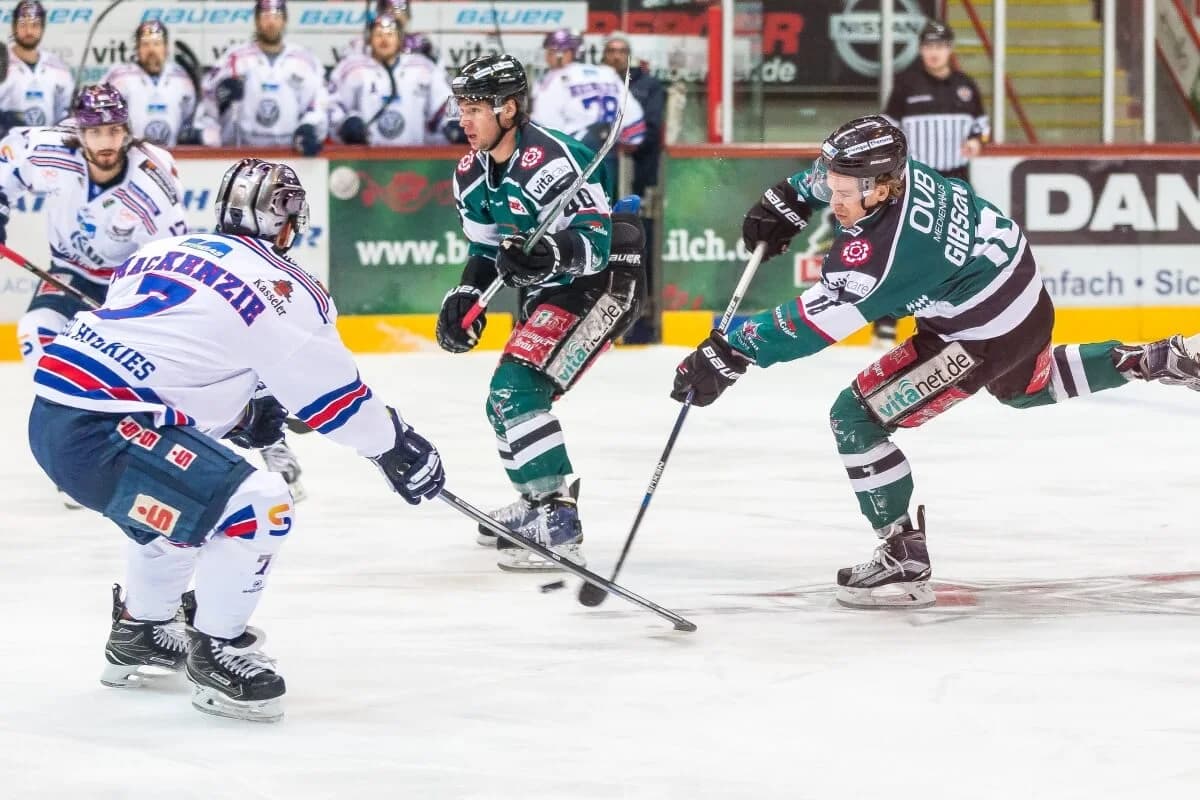 Clevere Starbulls schlagen den Meister