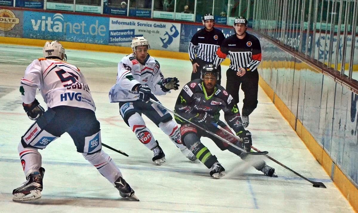 Der nächste Eishockey-Krimi im emilo-Stadion?