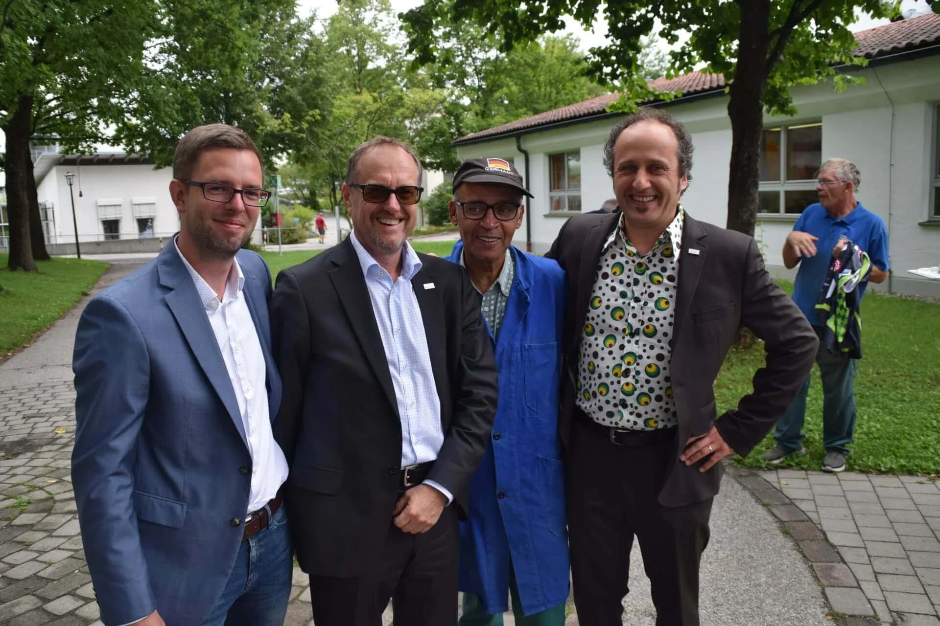 Starbulls besuchen Stiftung Attl und Wendelstein Werkstätten