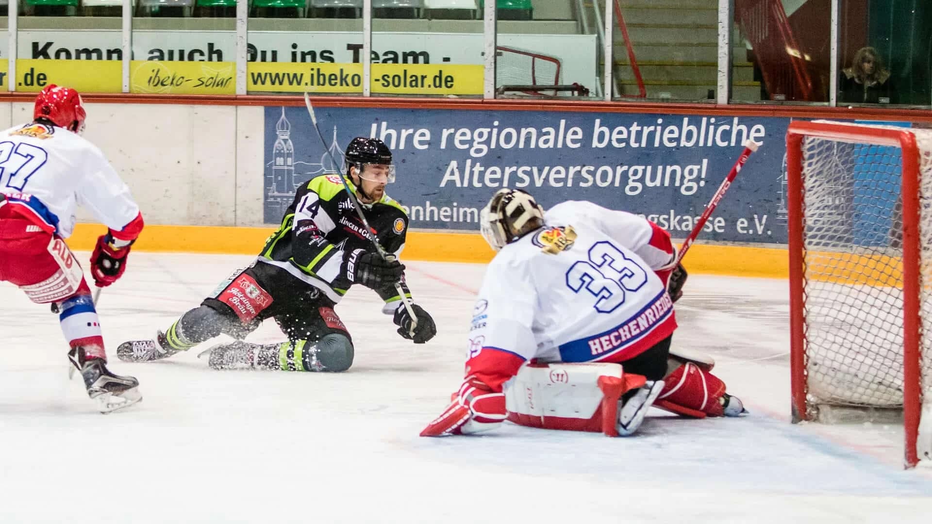 In Regensburg und gegen Peiting: Spitzenspiele für die Starbulls