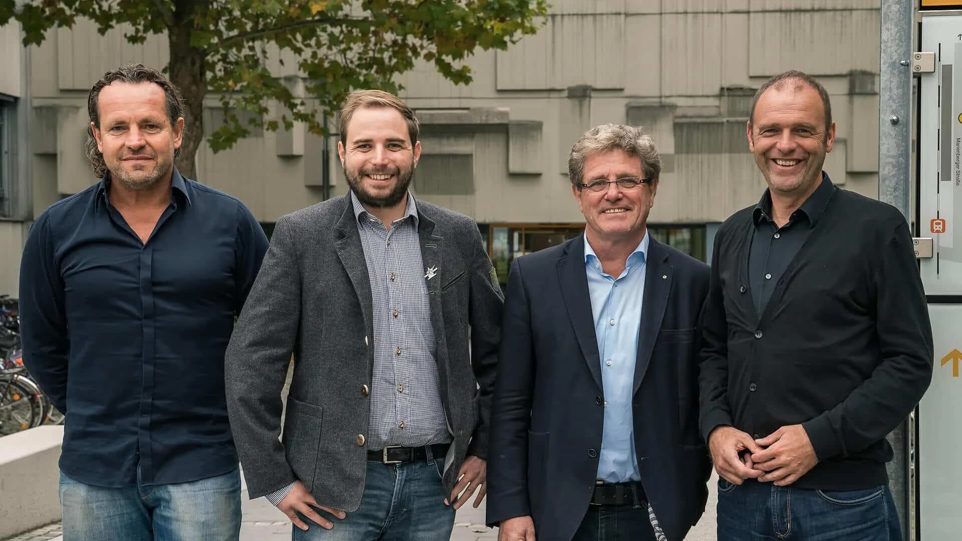 Hochschule Rosenheim und Starbulls werden Partner