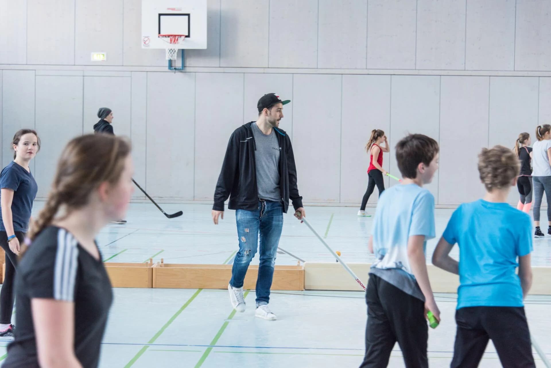 Starbulls besuchen Schüler im LSH Marquartstein