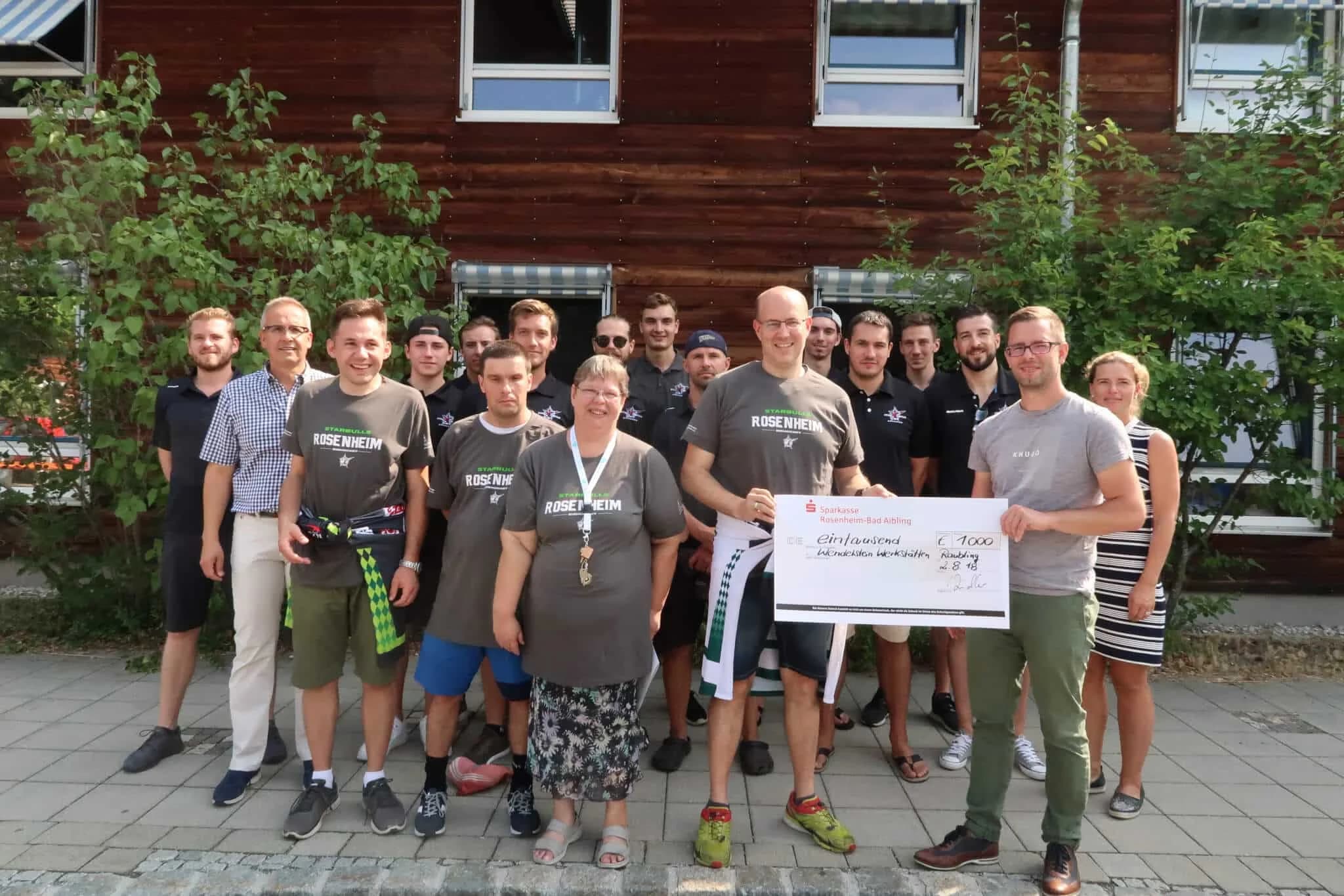 Starbulls Rosenheim besuchen Wendelstein-Werkstätten