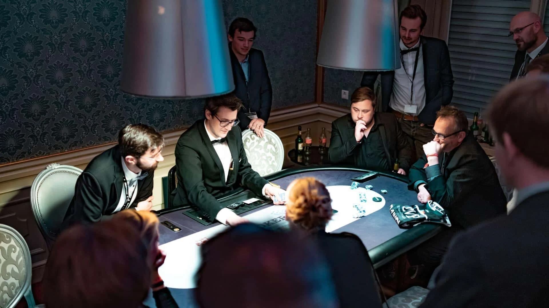 Drittes „Eishockey meets Poker“ ein voller Erfolg