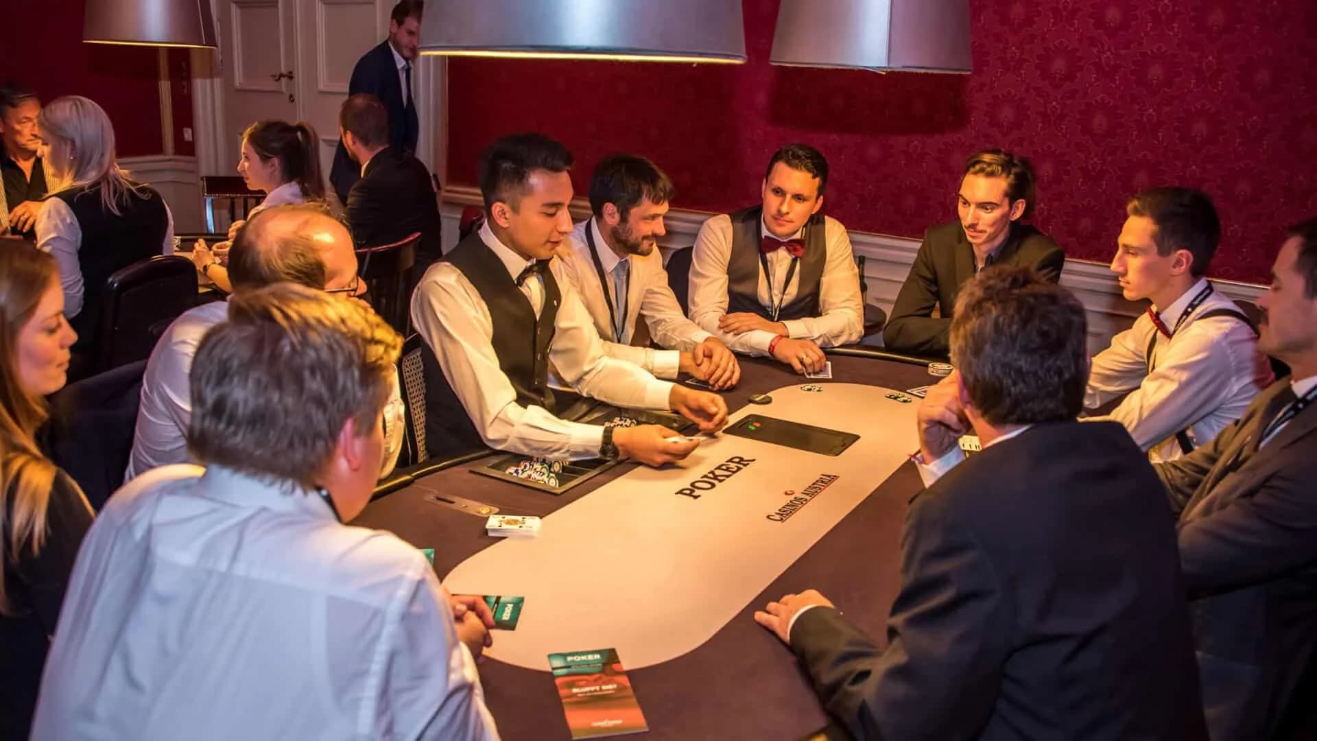 Drittes „Eishockey meets Poker“ ein voller Erfolg