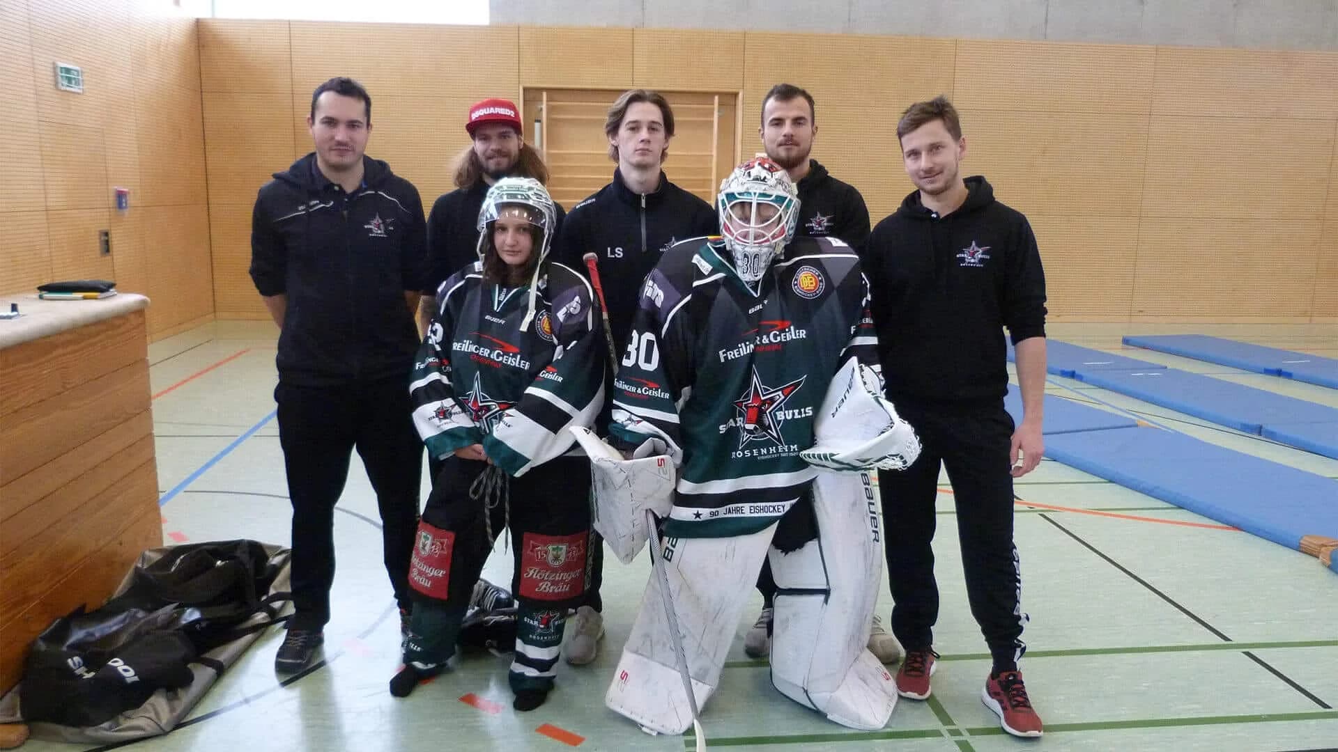 Starbulls besuchen Grund- und Mittelschule in Rott