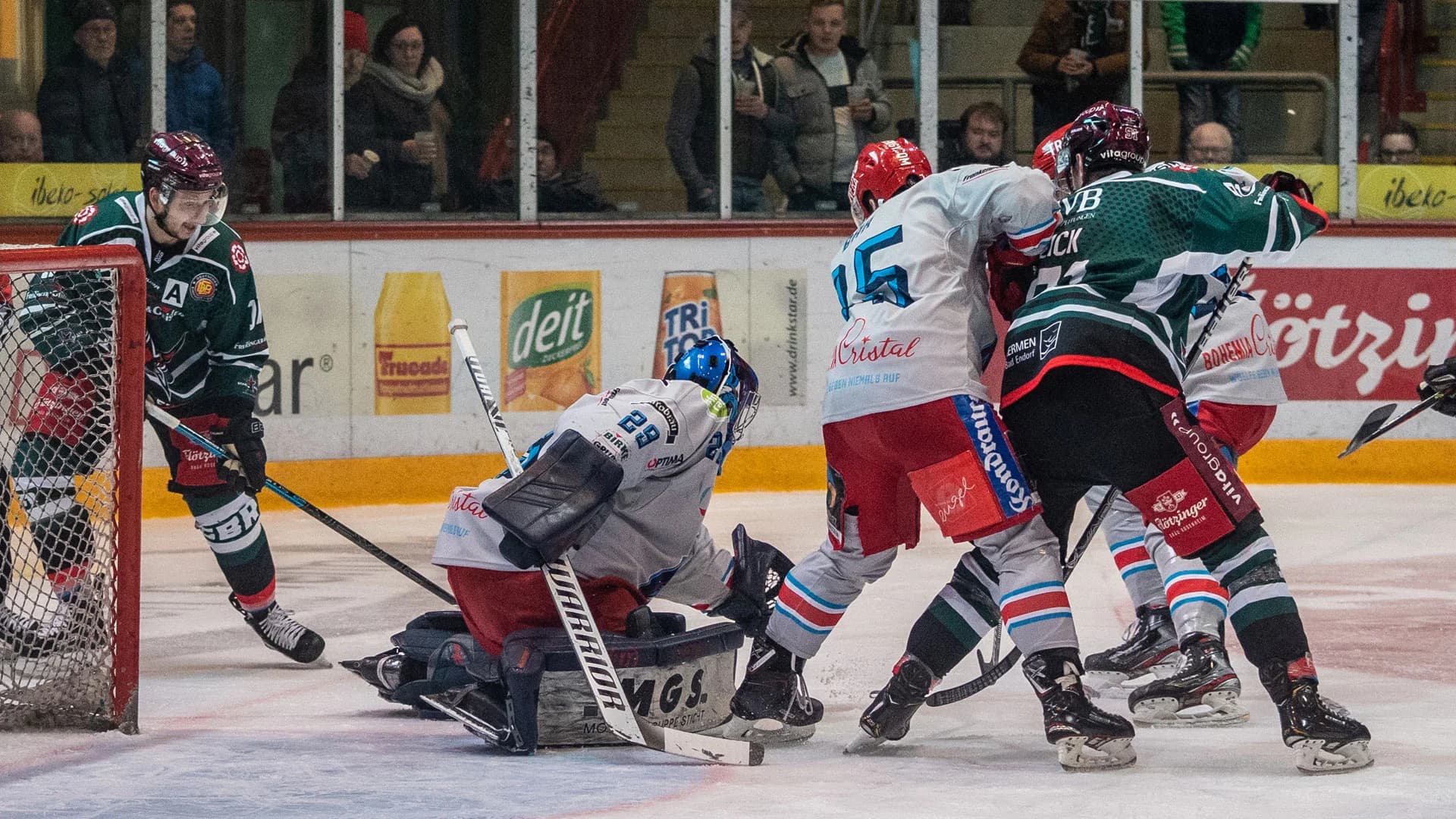 Vollmayer in Overtime beschert elften Heimsieg in Folge