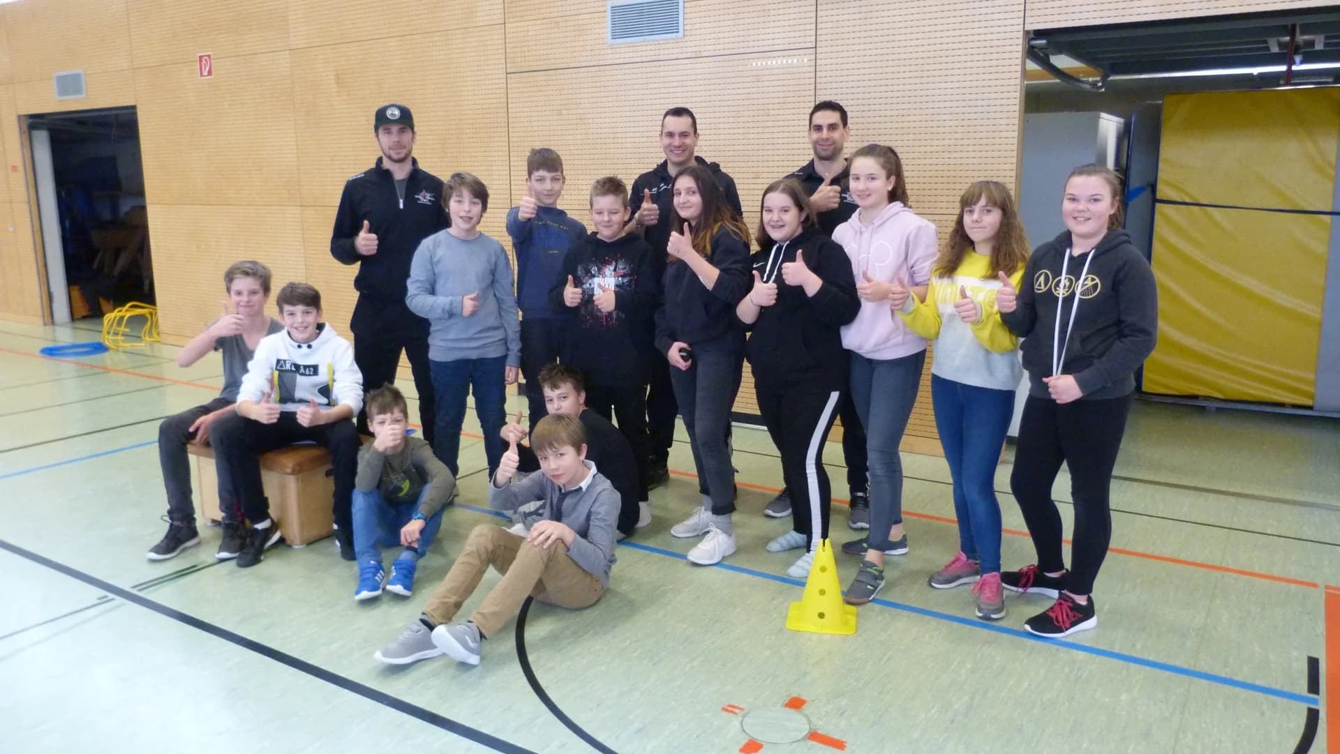 Starbulls besuchen Grund- und Mittelschule Rott am Inn