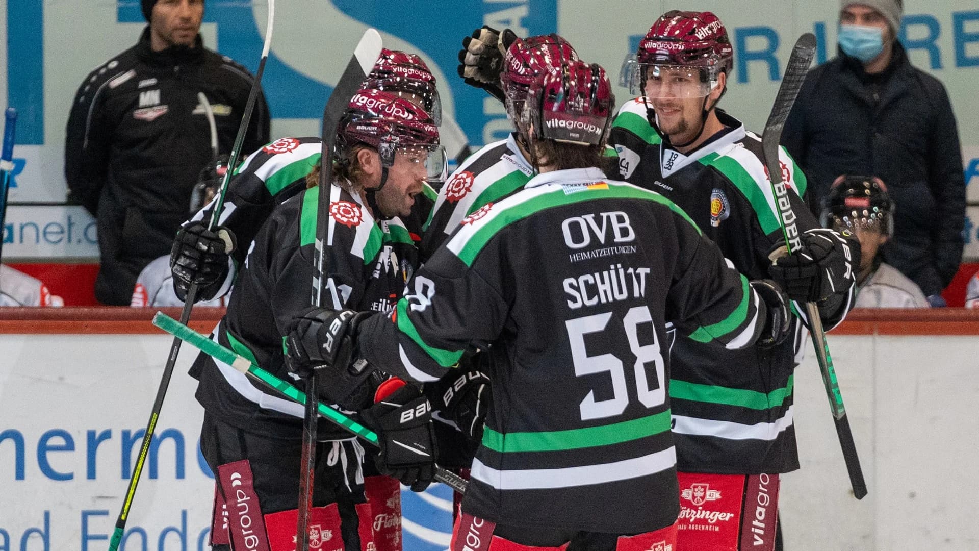 Zweistelliger Auswärtssieg! Starbulls sind Spitzenreiter