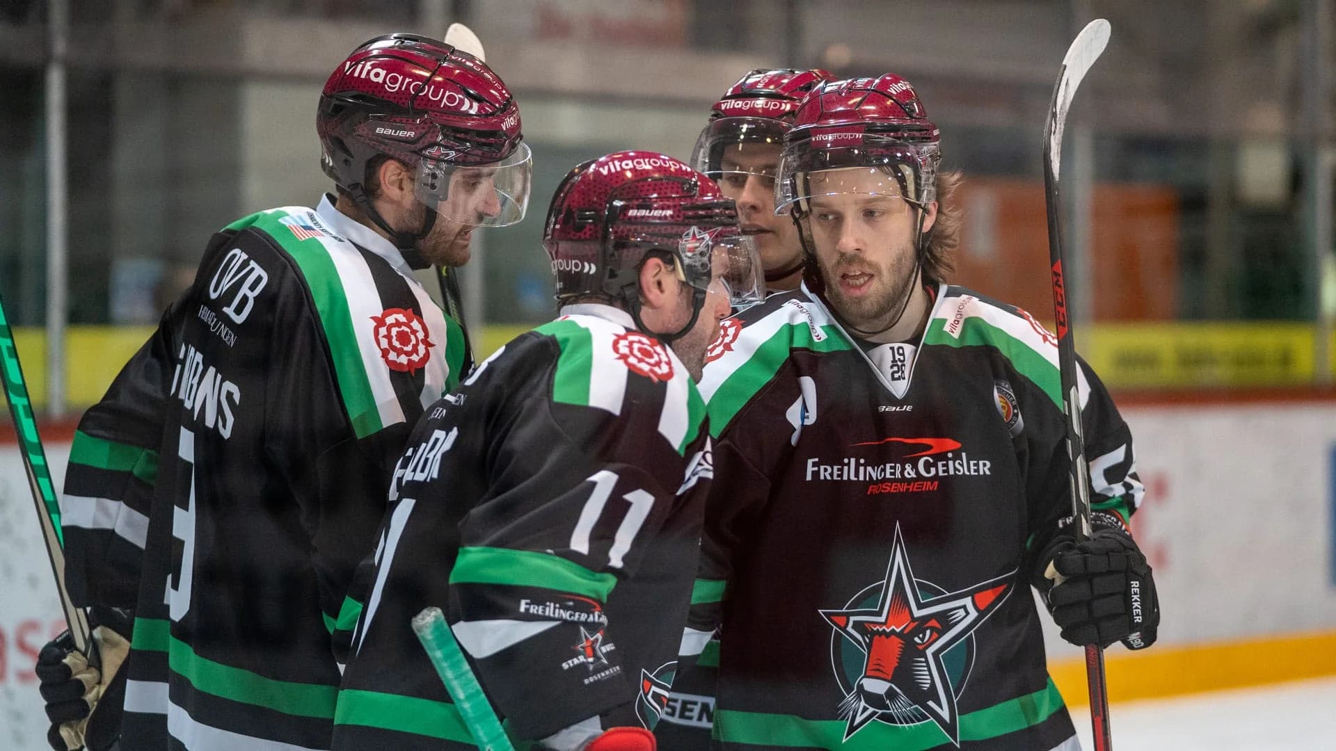 Nervenstarke Starbulls gewinnen erstes Halbfinalspiel