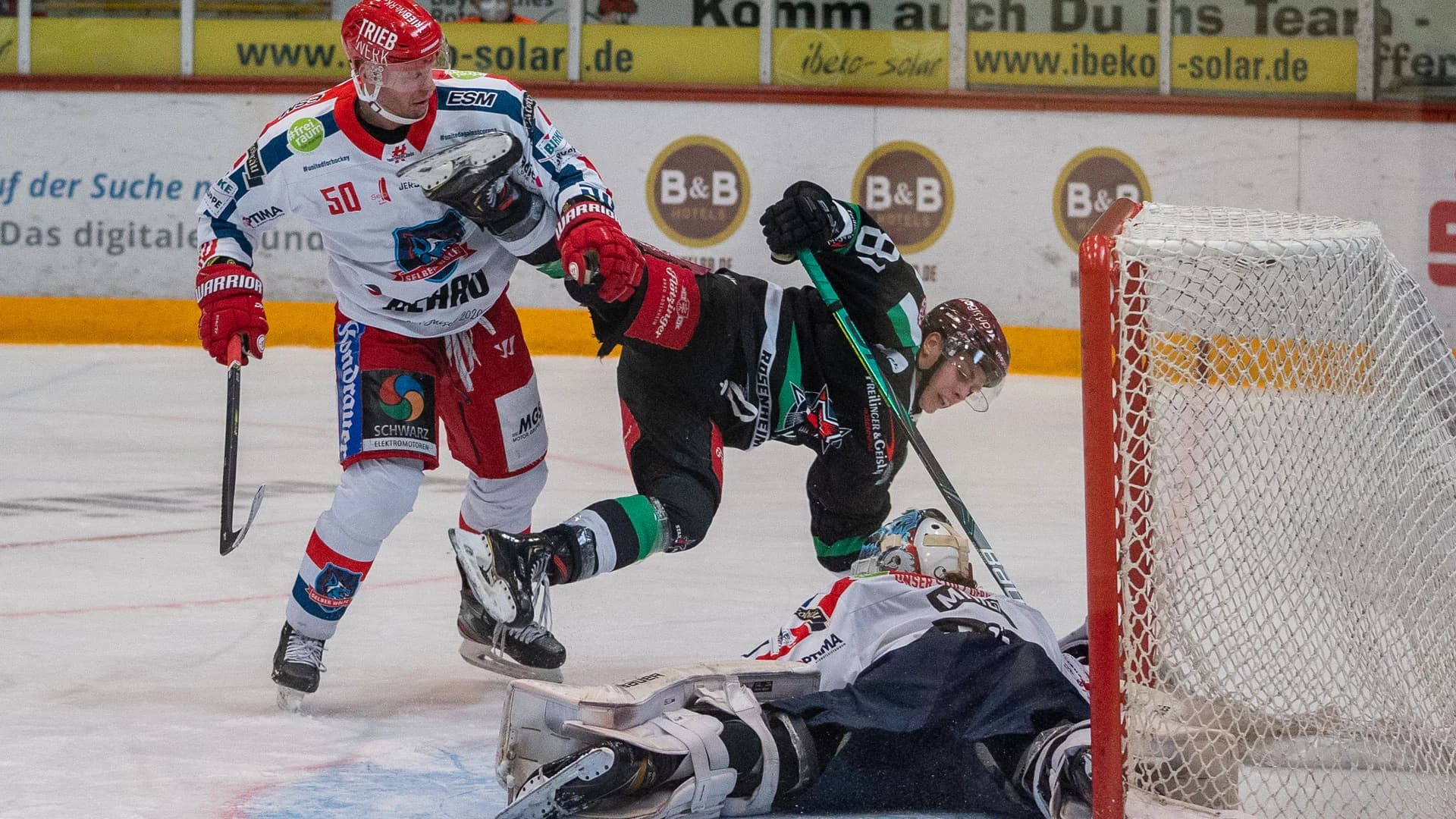 Halbfinal-Auftakt der Starbulls am Samstag in Selb