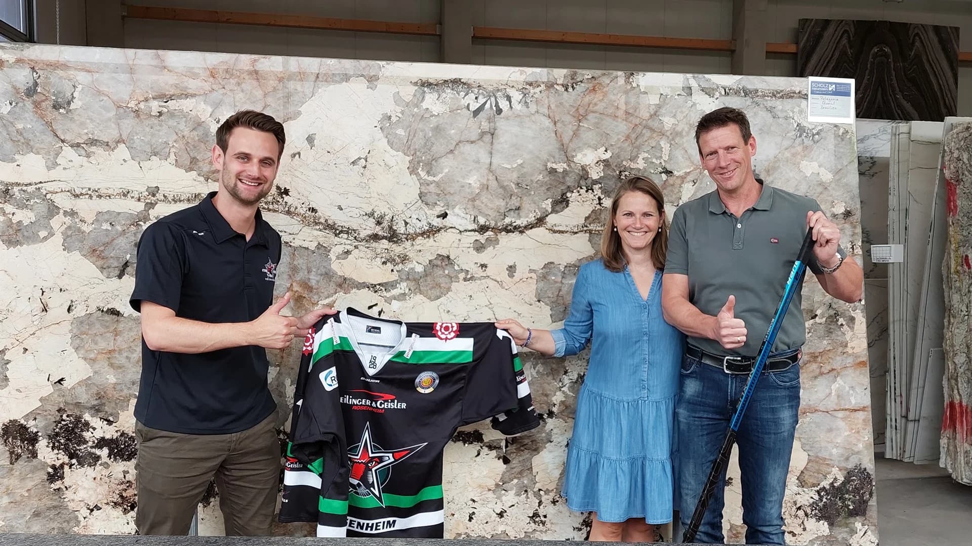 Die Scholz Naturstein GmbH verlängert die Starbulls Business-Partnerschaft