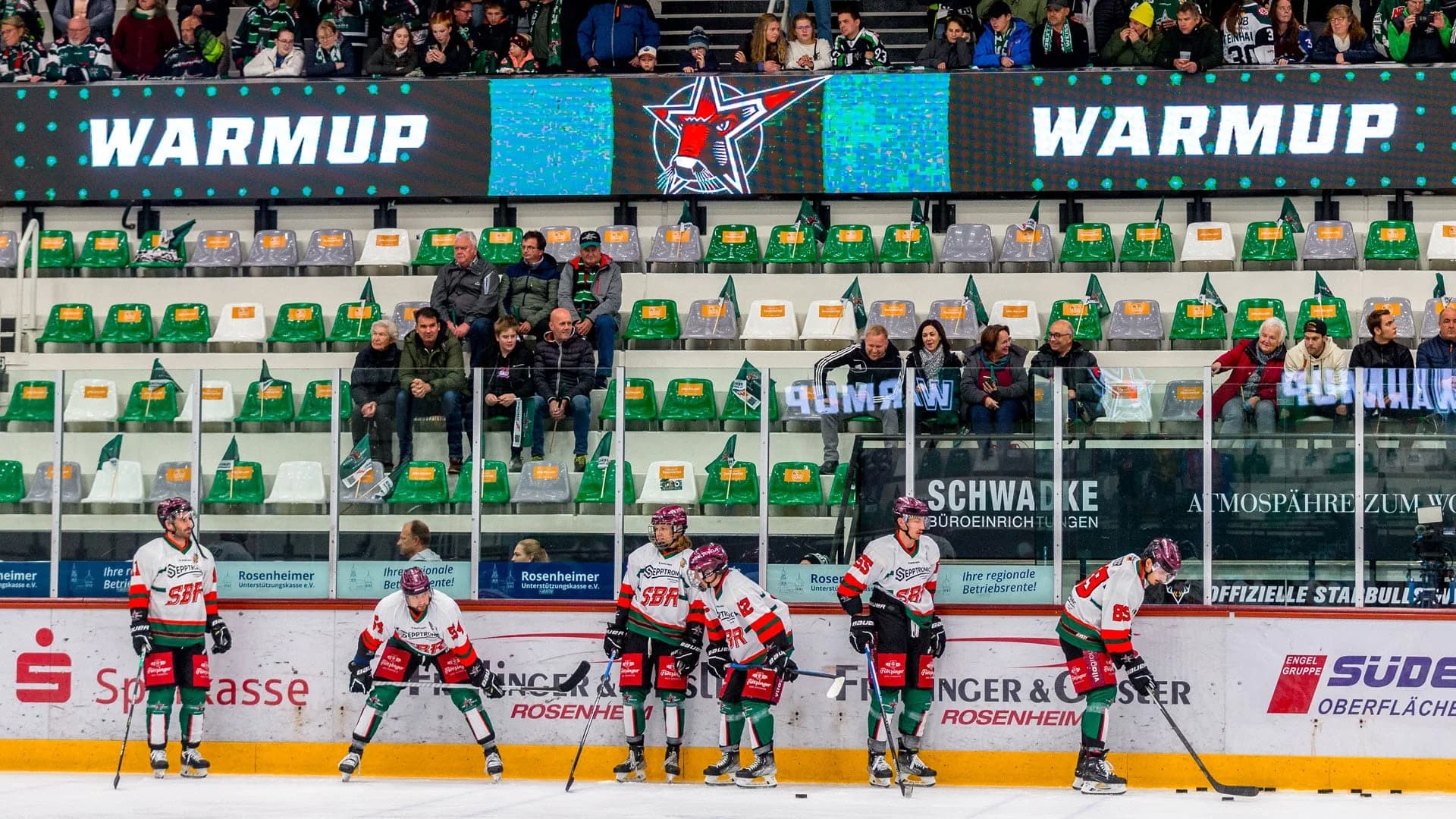 Starbulls gegen Überraschungsteams – Heimspiel am Sonntag
