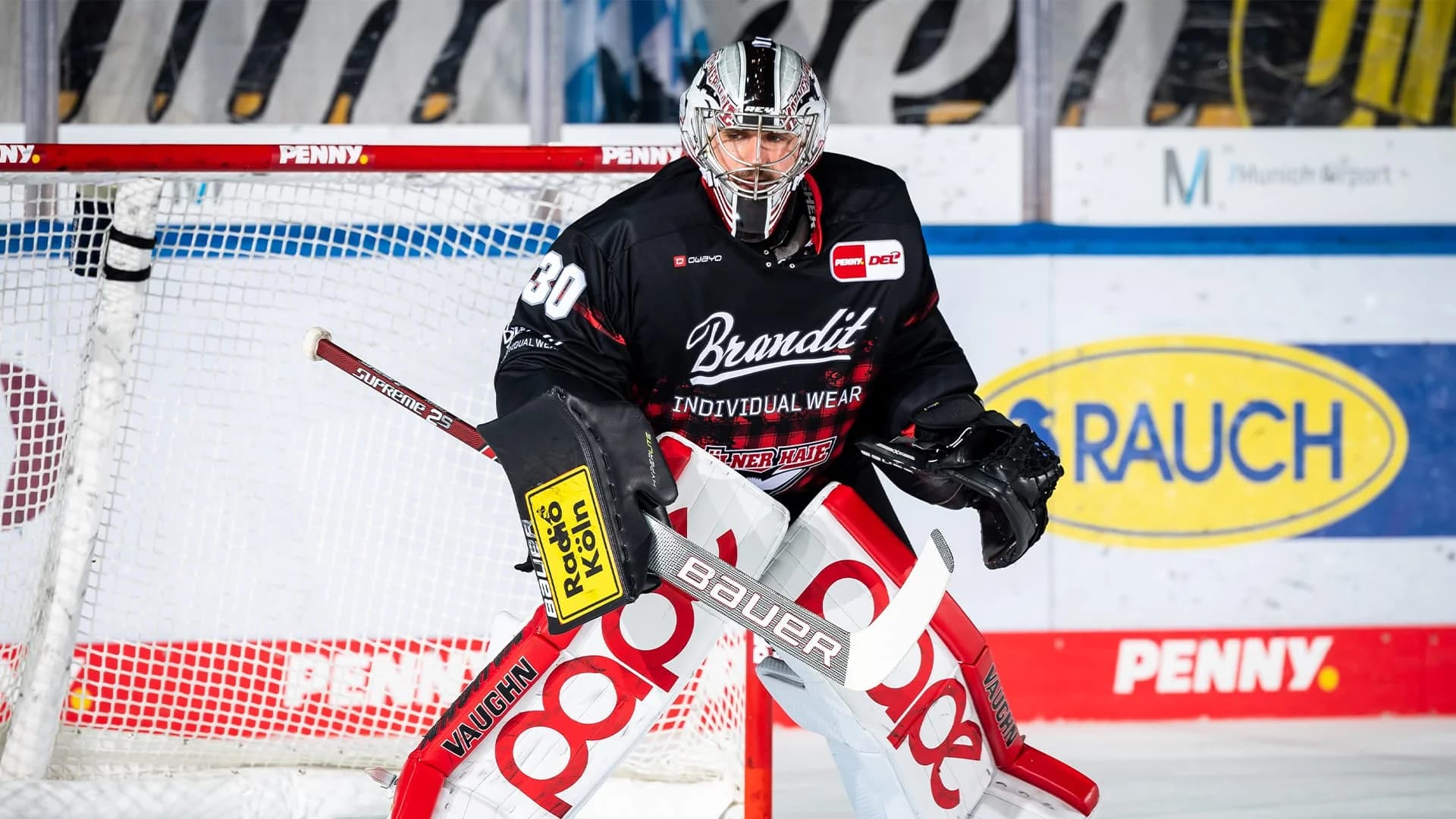 Tomas Pöpperle verstärkt Torhüterposition