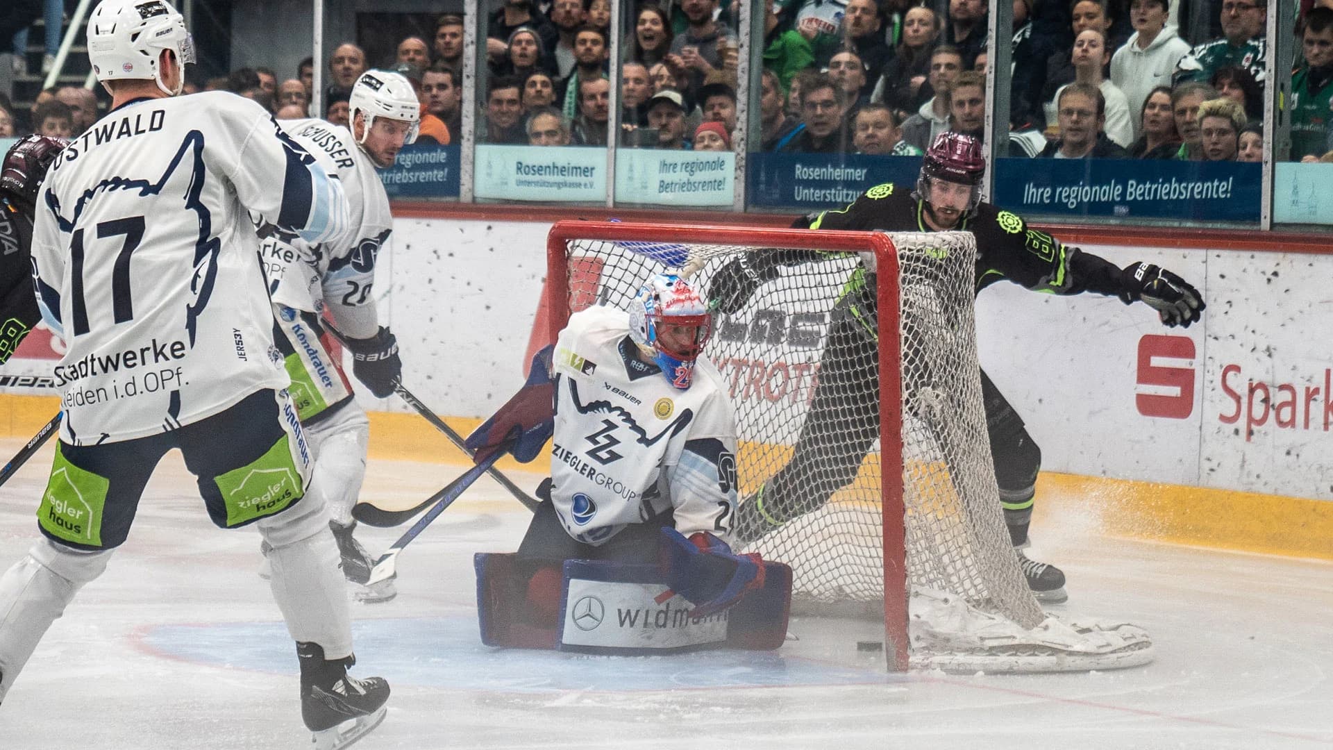 McGowan schiesst Starbulls zu Meisterschaft und Aufstieg!