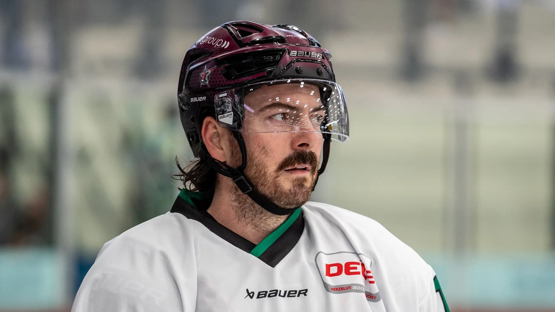 Katastrophen-Start repariert: Starbulls holen Punkt in Freiburg