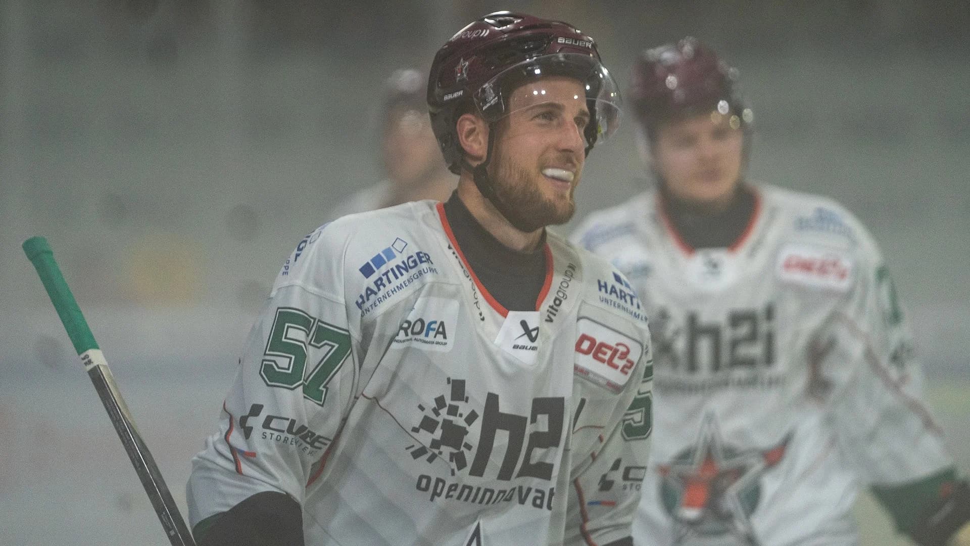 Auswärtssieg zum Auftakt: Starbulls ringen Dresden nieder