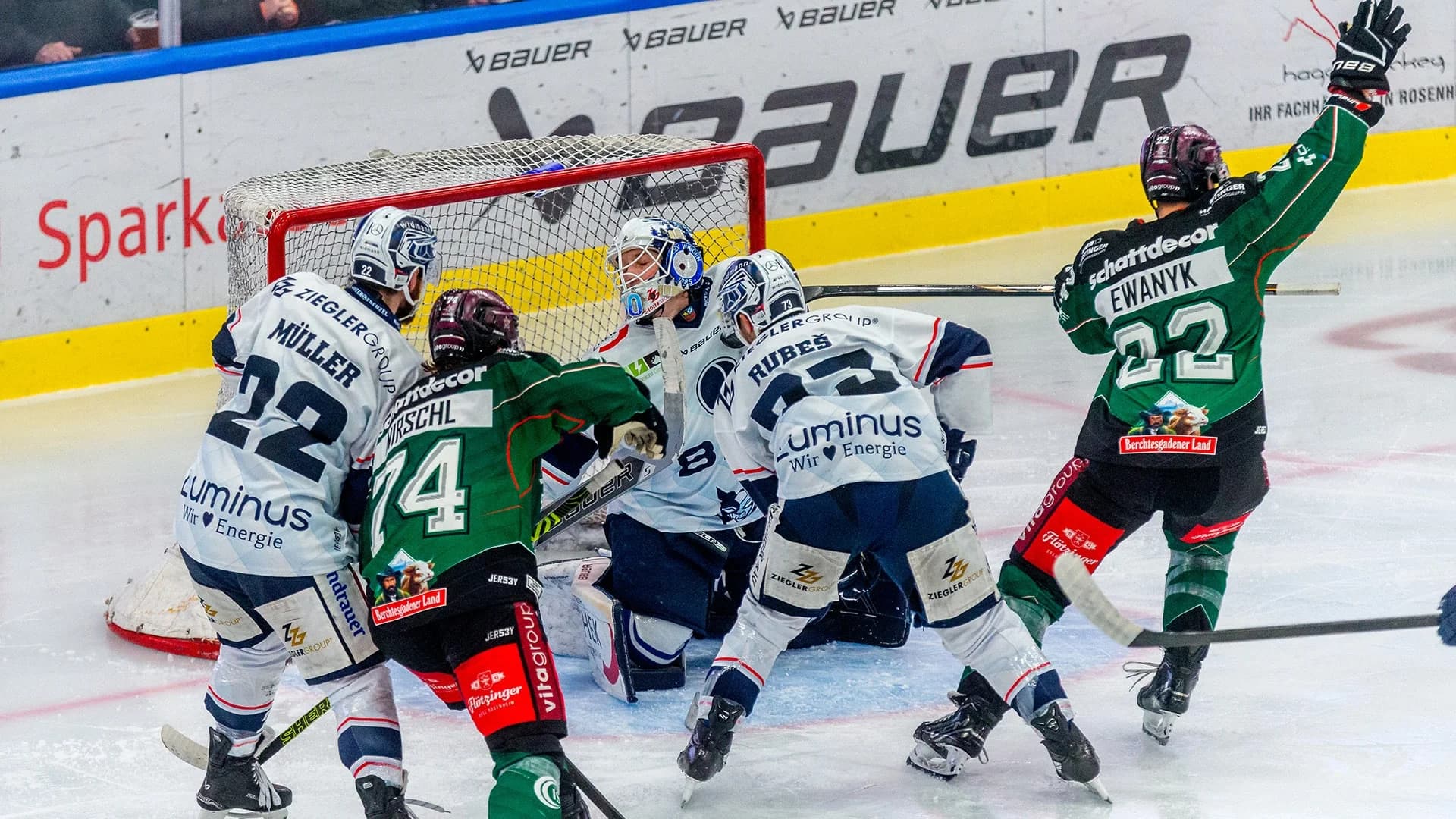 Tapfere Starbulls schlagen Weiden nach 0:2-Rückstand mit 5:2