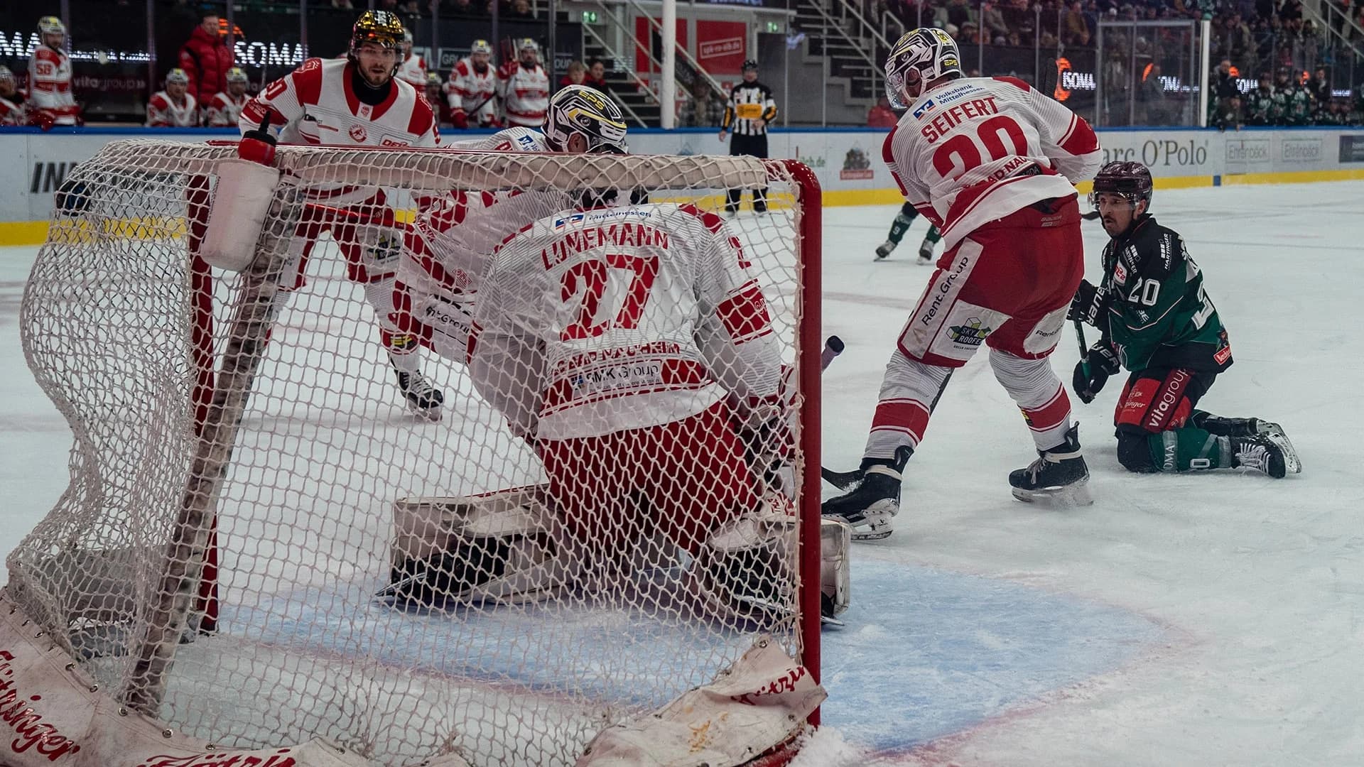 Järveläinen und Strodel im Doppelpack, Kuqi mit Torpremiere