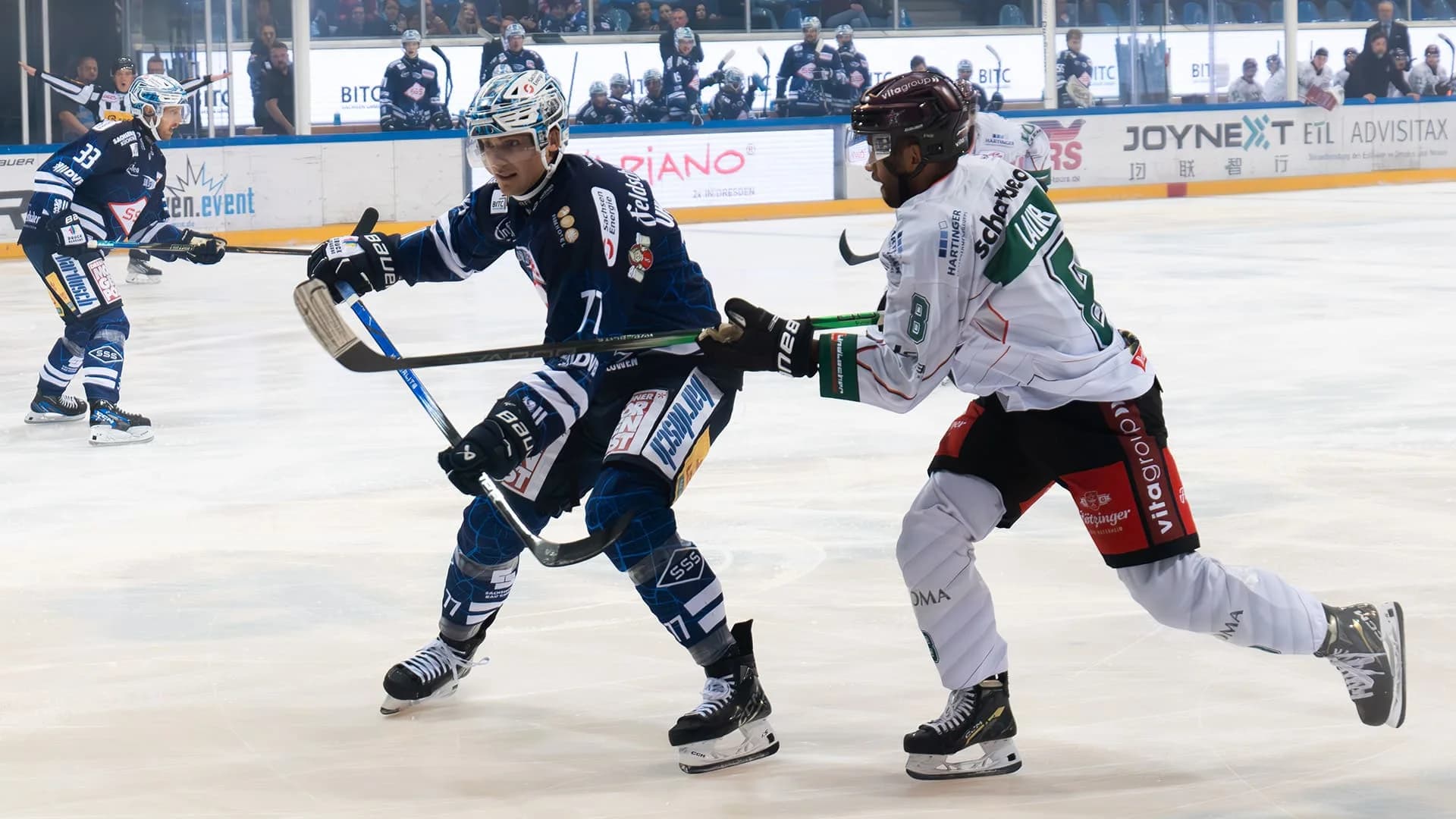 Starbulls verlieren enges Viertelfinal-Auftaktspiel in Dresden knapp
