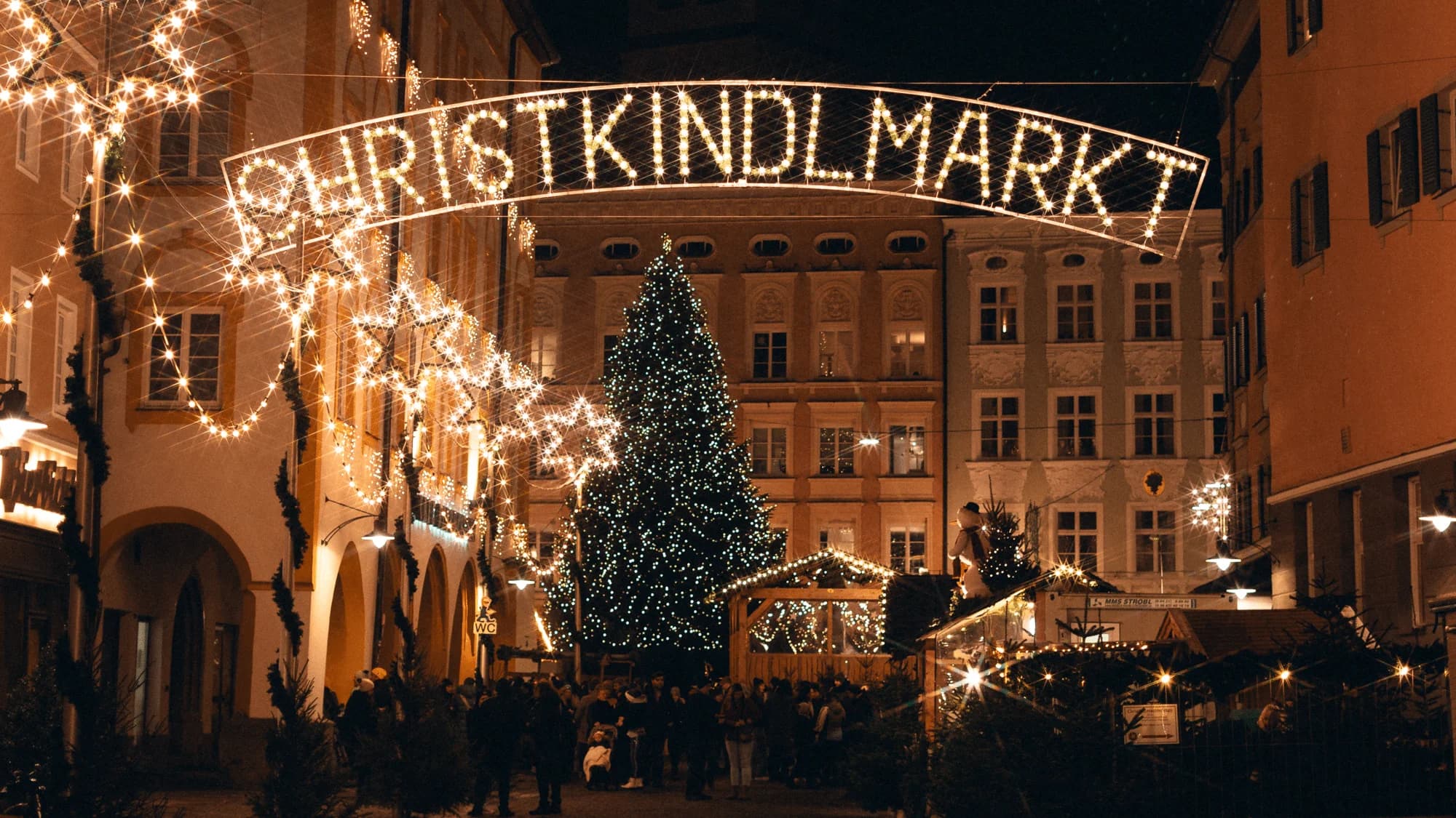 Starbulls Rosenheim mit eigenem Stand auf Christkindlmarkt