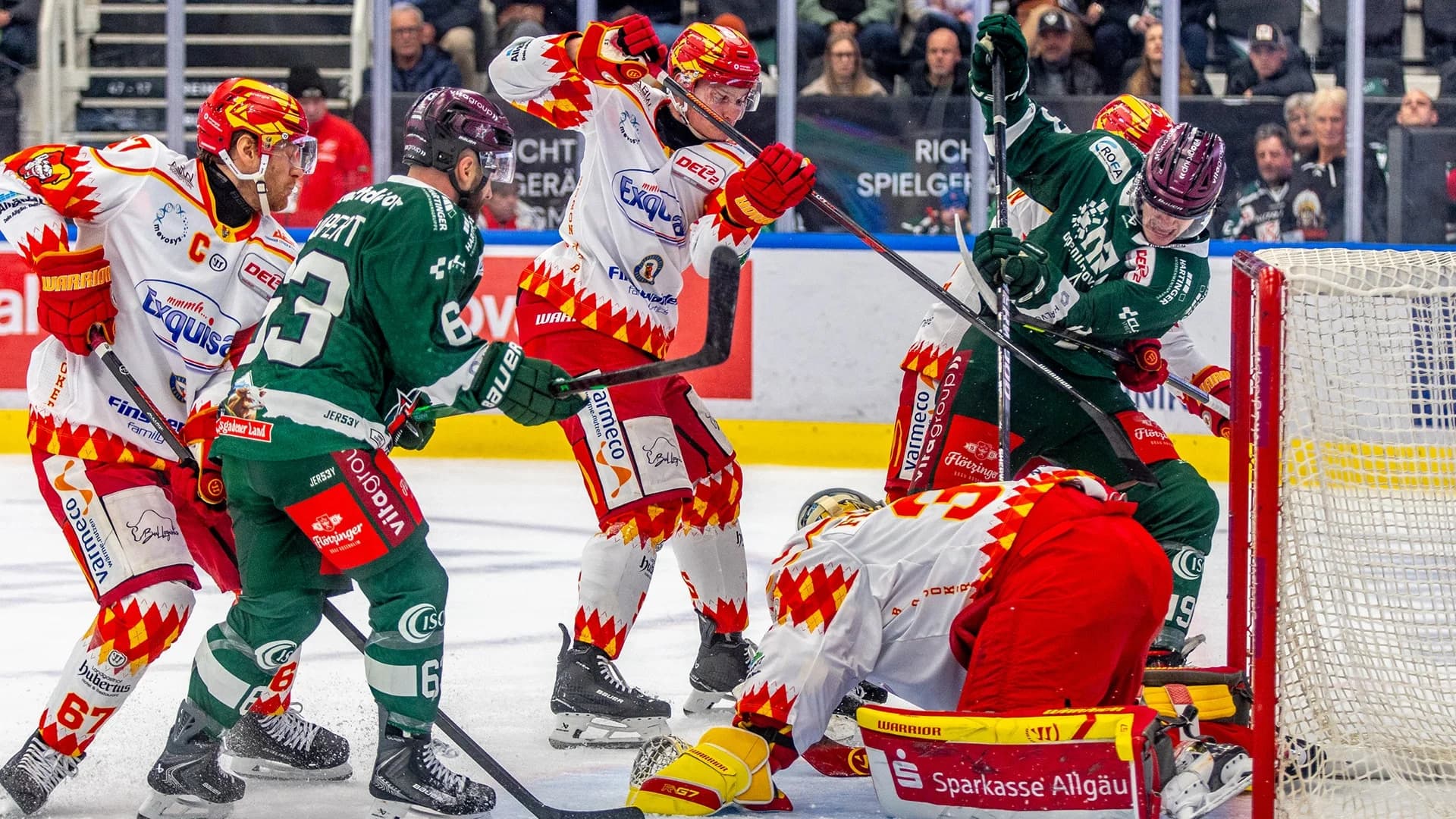 Heimspiel gegen Kaufbeuren, Auswärtsfahrt nach Weisswasser
