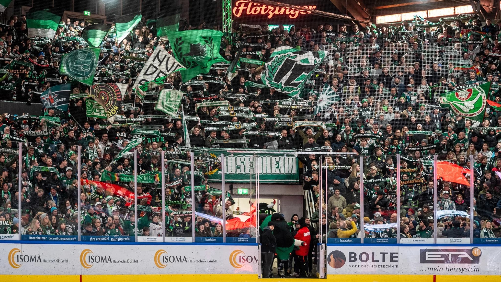 Saisonabschluss im ROFA-Stadion: Starbulls sagen Danke