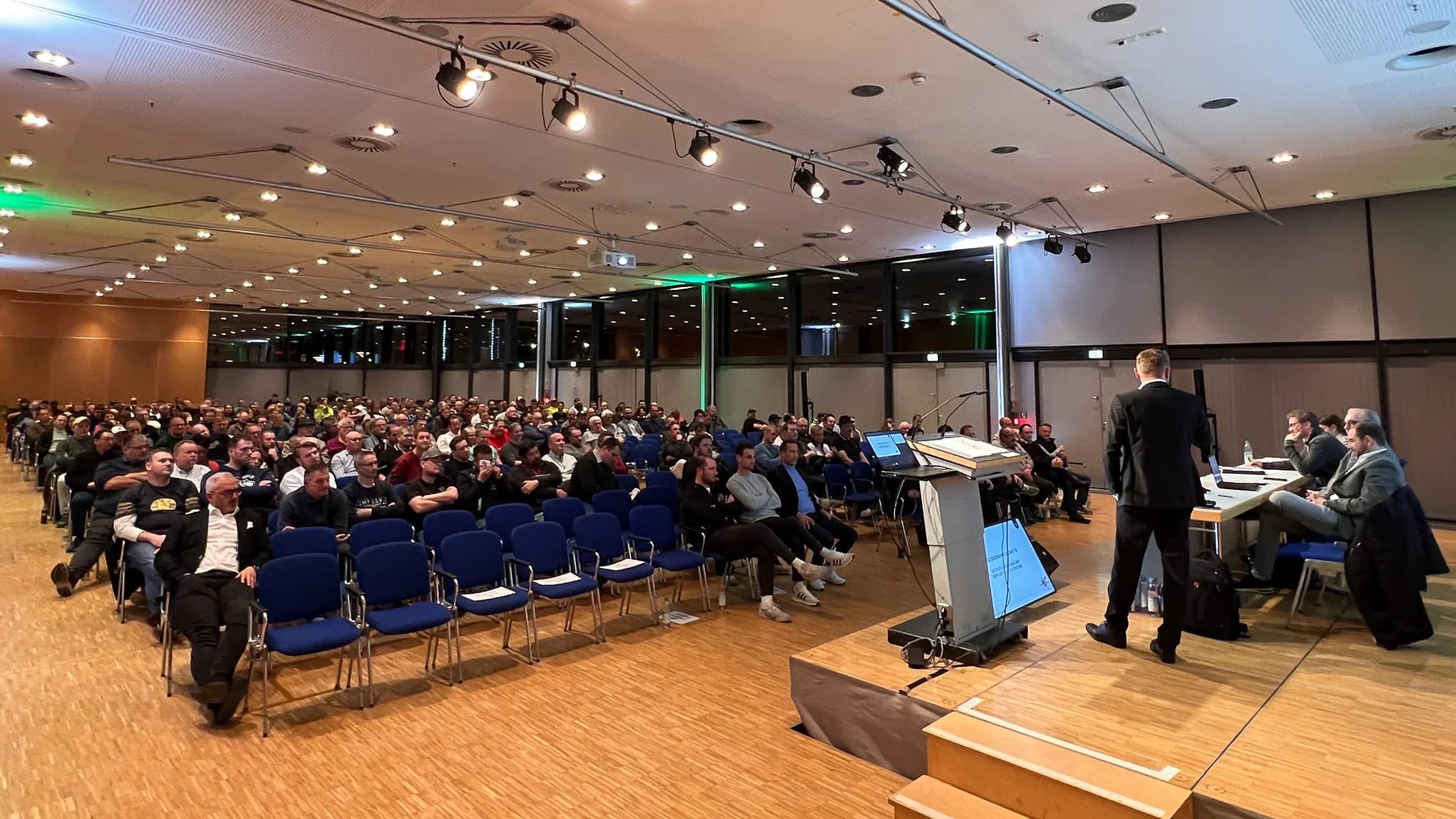 Starbulls Rosenheim e.V. lädt zur außerordentlichen Mitgliederversammlung ein