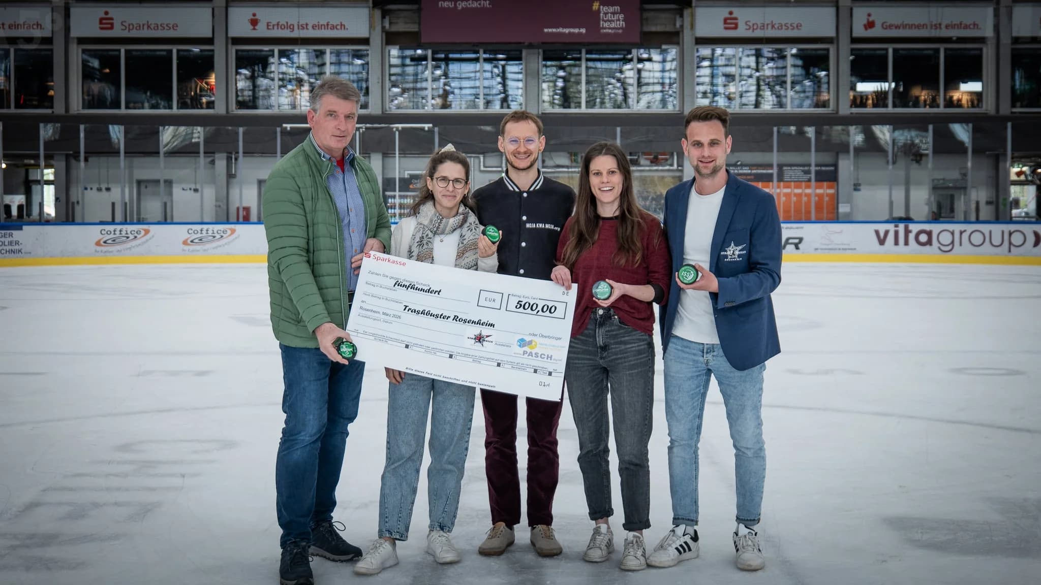 Starbulls Rosenheim spenden Erlöse aus Nachhaltigkeitsaktion